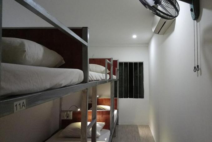 Tony Central Hostel Luang Prabang Dış mekan fotoğraf