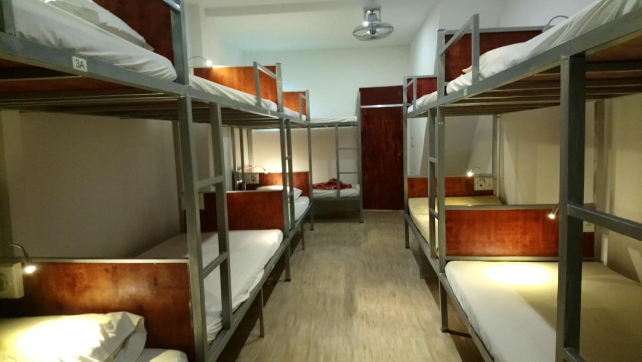 Tony Central Hostel Luang Prabang Dış mekan fotoğraf