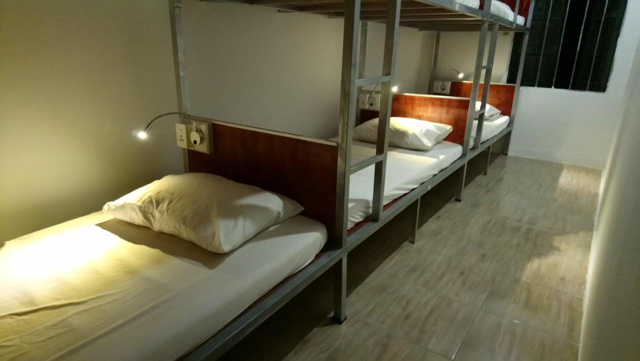 Tony Central Hostel Luang Prabang Dış mekan fotoğraf