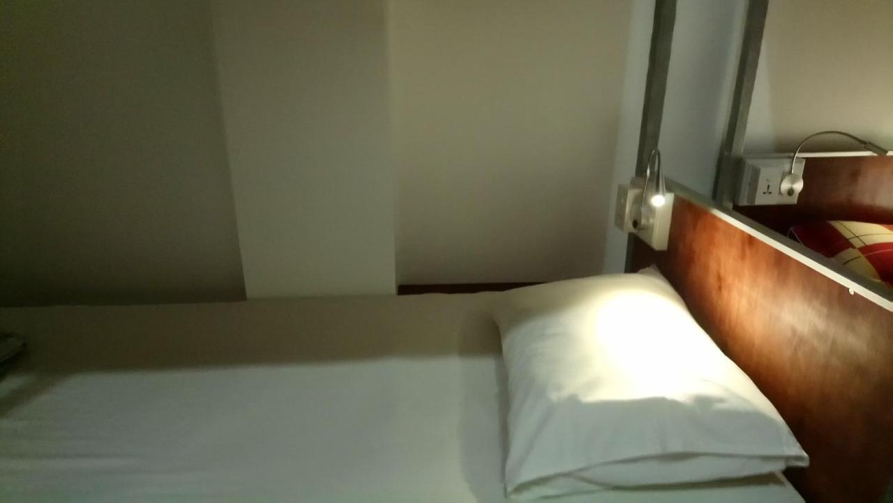 Tony Central Hostel Luang Prabang Dış mekan fotoğraf